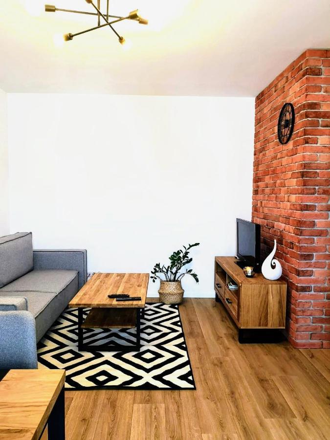 Nowoczesny Apartament Na Promenadach Wroclawskich Экстерьер фото