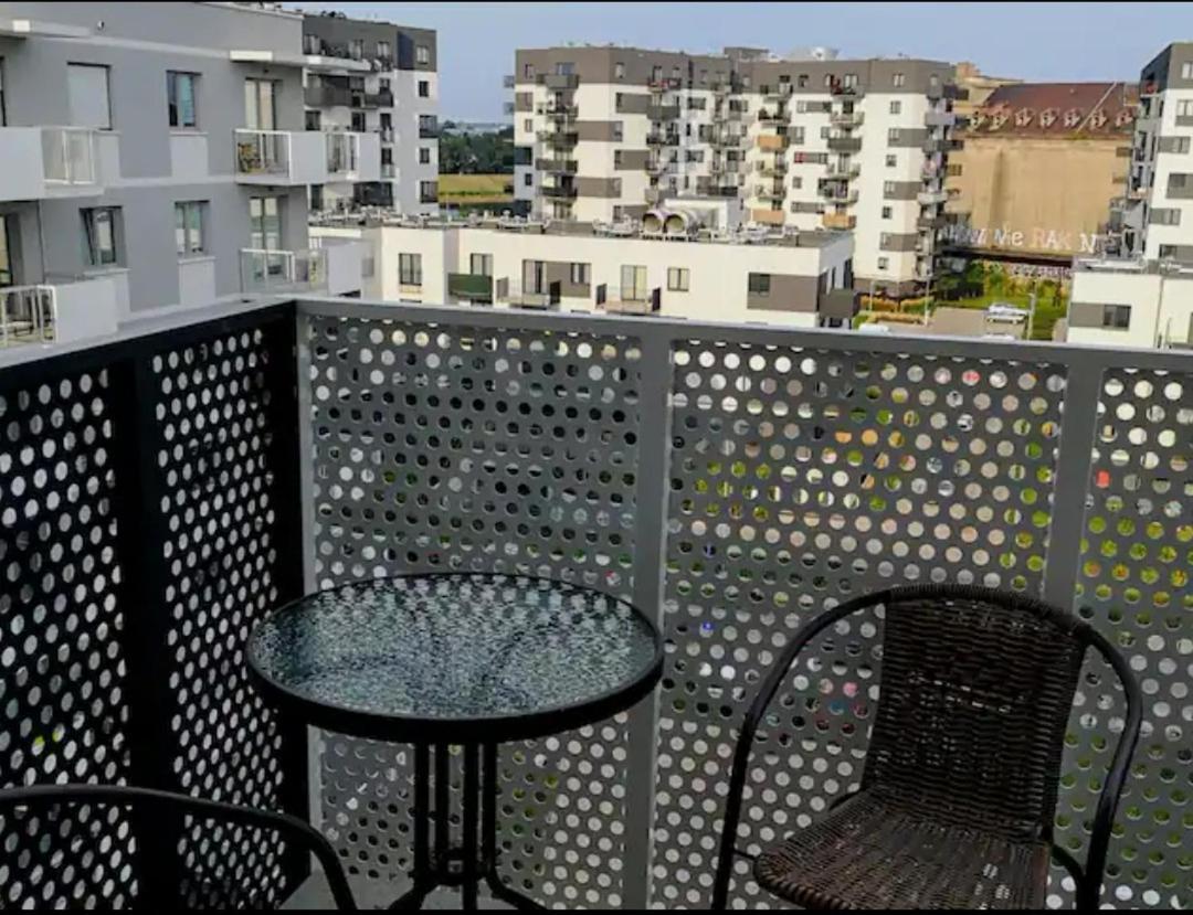 Nowoczesny Apartament Na Promenadach Wroclawskich Экстерьер фото